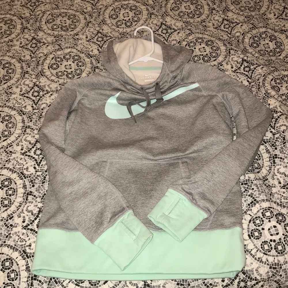 Nike Therma-Fit Hooodie